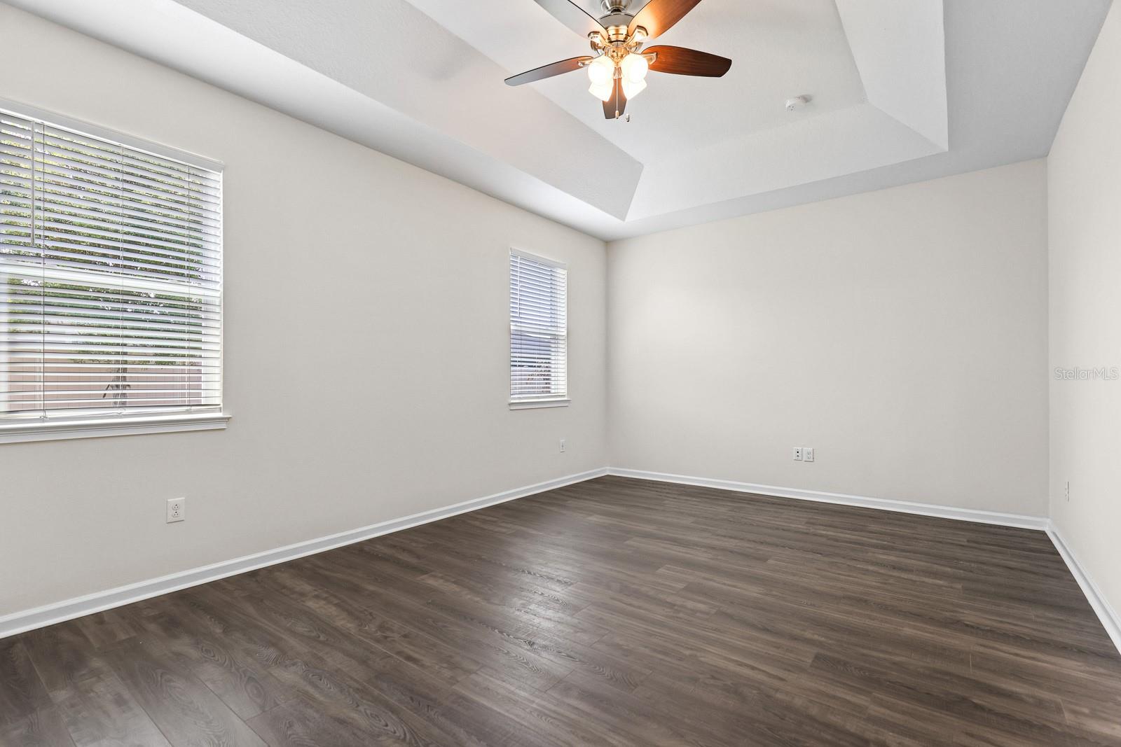 Image 16 of 29 For 10733 Planer Picket Drive