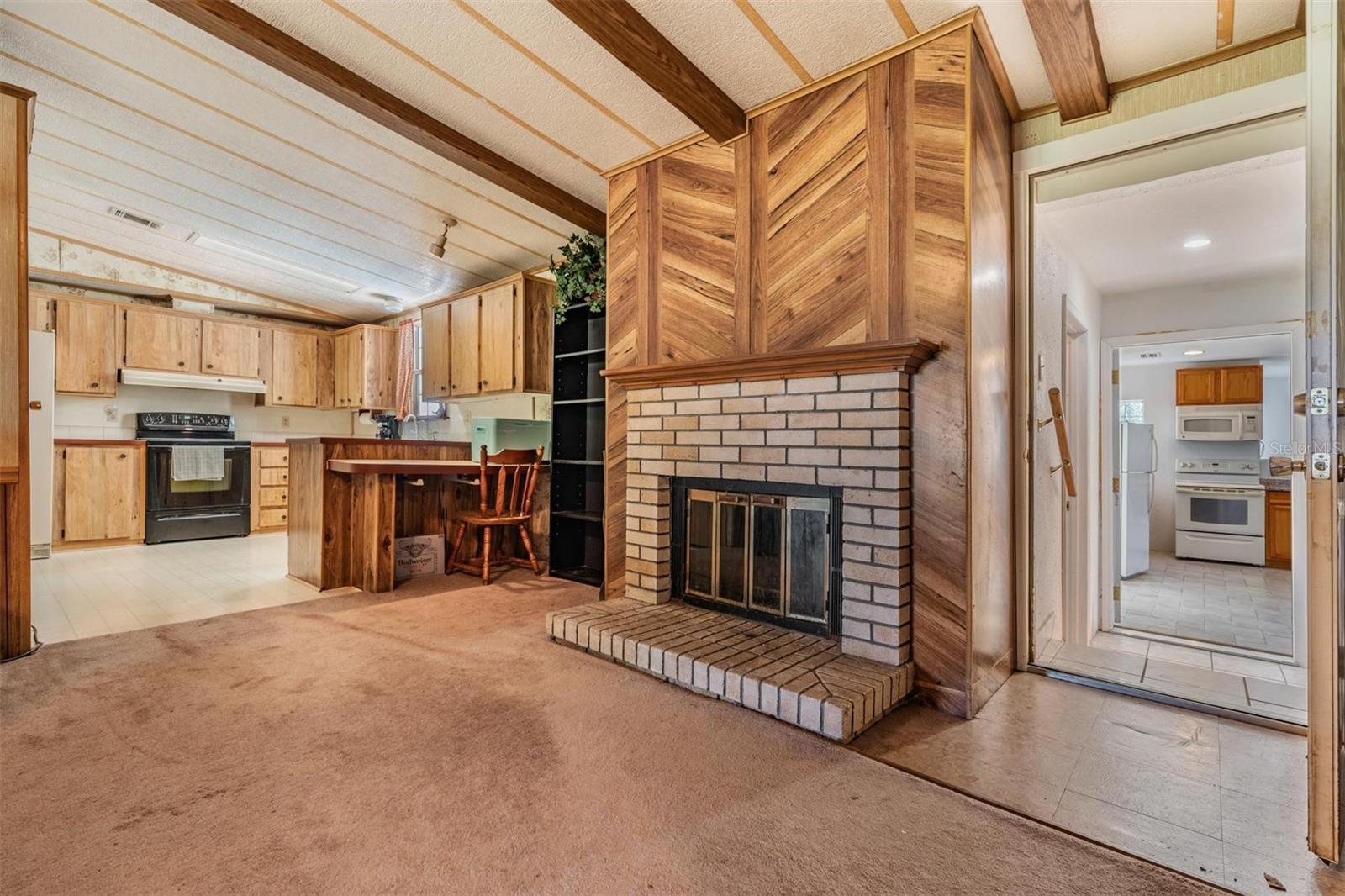 Listing photo id 21 for 6606 Gator Ranch Street