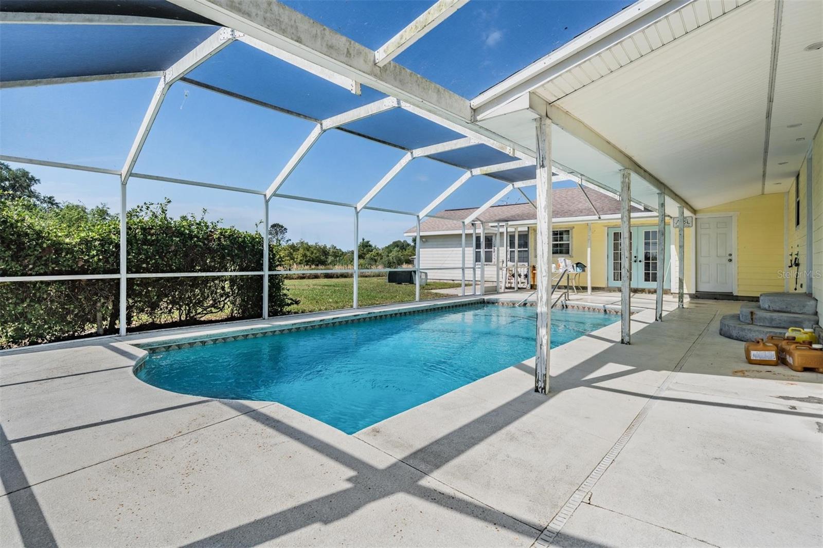 Listing photo id 25 for 6606 Gator Ranch Street