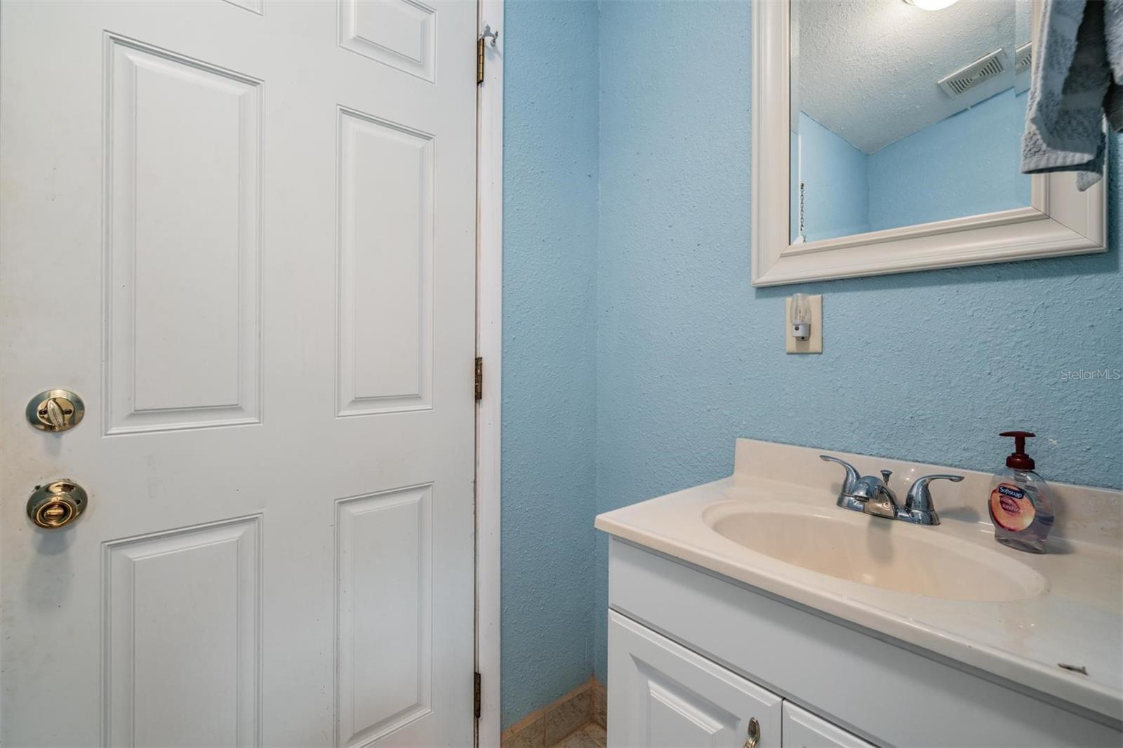Listing photo id 26 for 6606 Gator Ranch Street