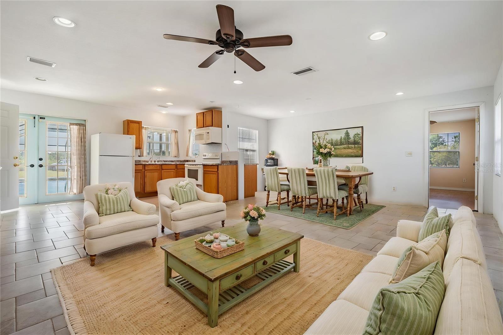 Listing photo id 31 for 6606 Gator Ranch Street