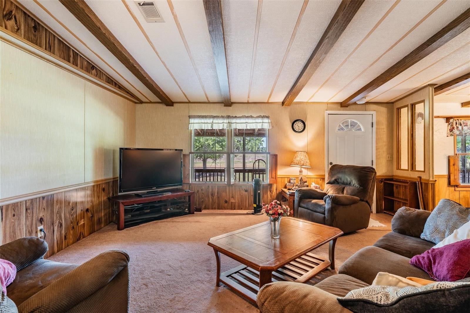 Listing photo id 5 for 6606 Gator Ranch Street