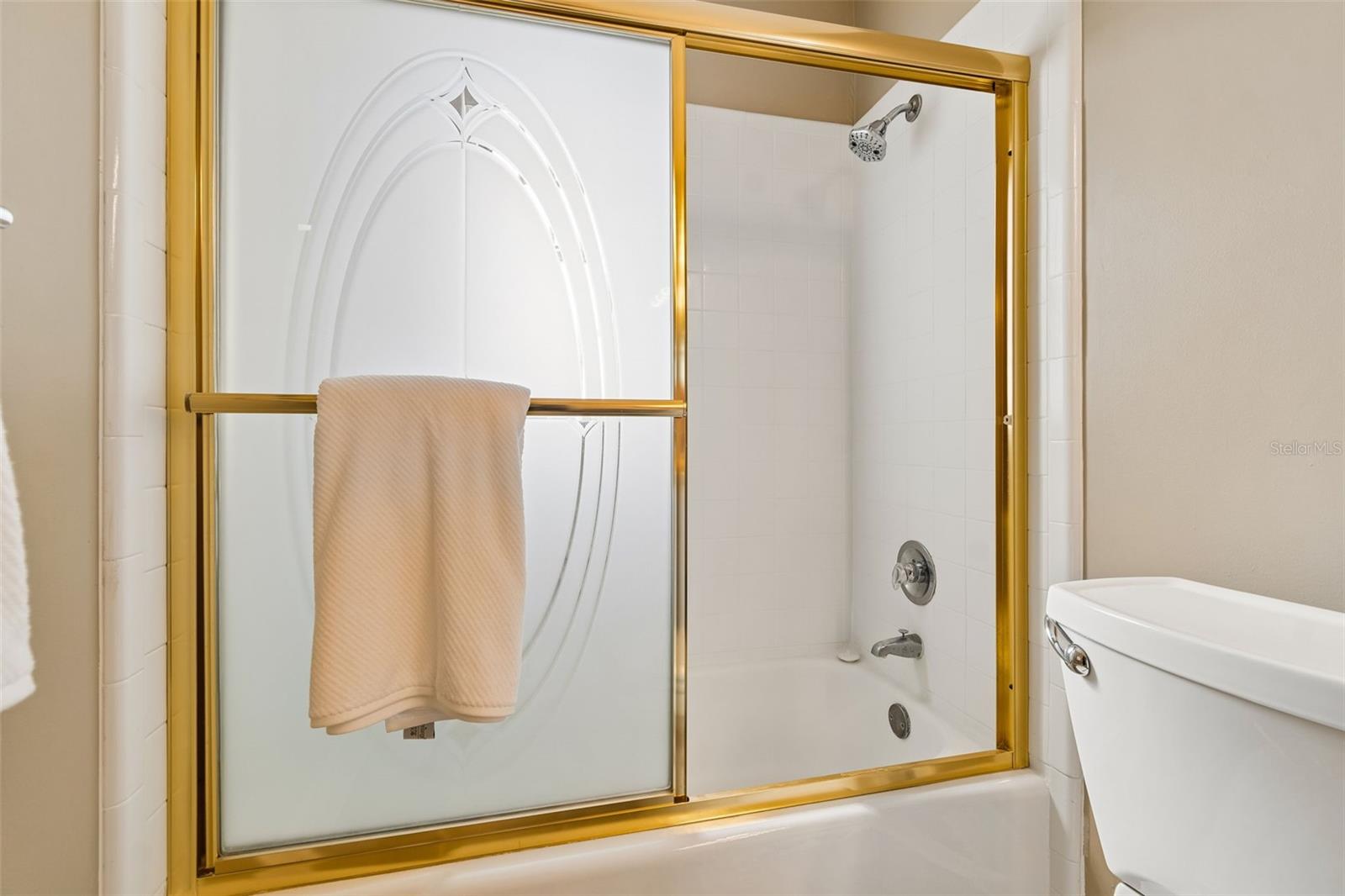 Image 23 of 34 For 2210 Ladywood Court