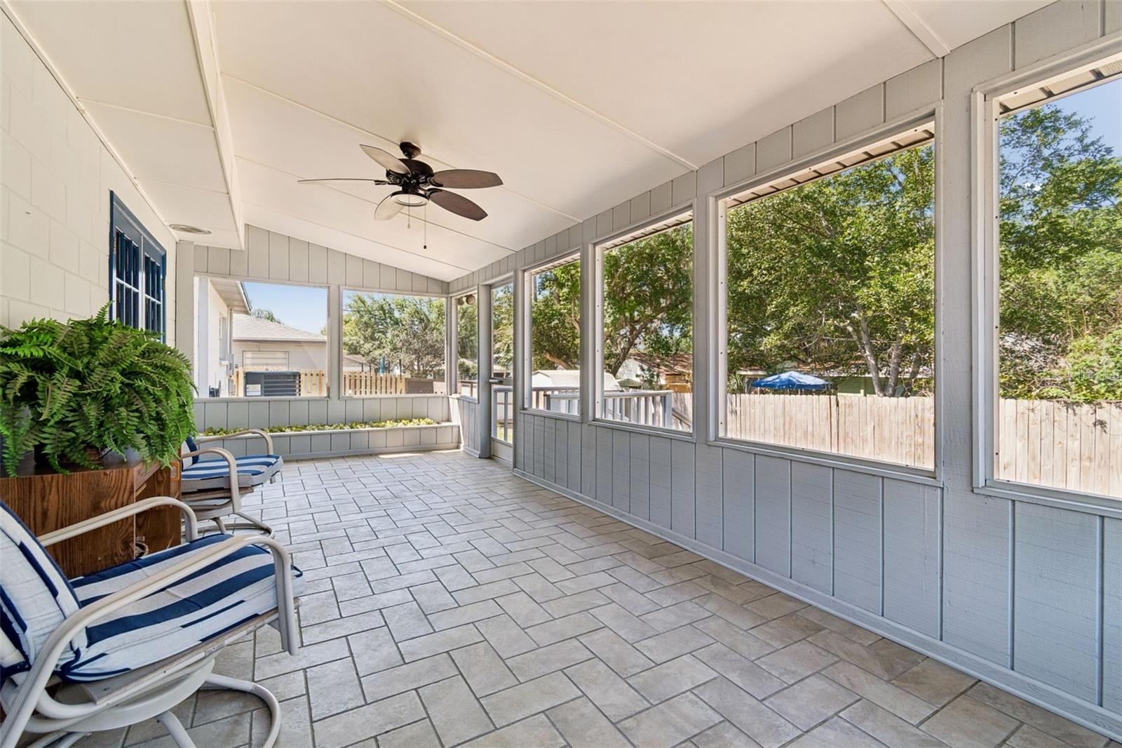 Image 28 of 34 For 2210 Ladywood Court