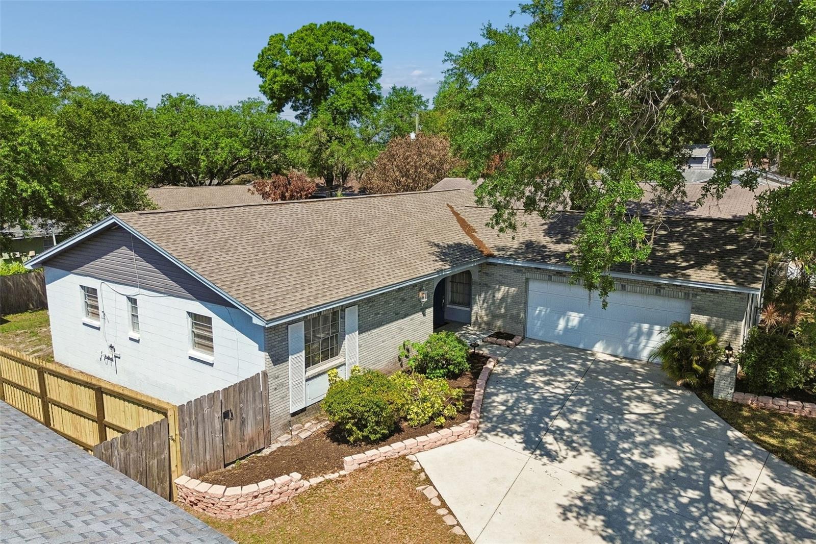 Image 32 of 34 For 2210 Ladywood Court