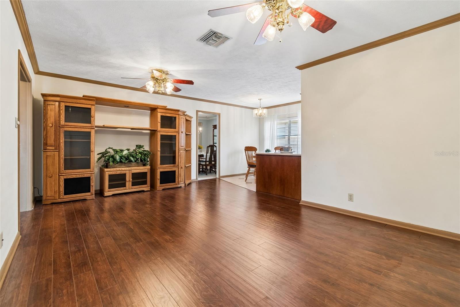 Image 9 of 34 For 2210 Ladywood Court