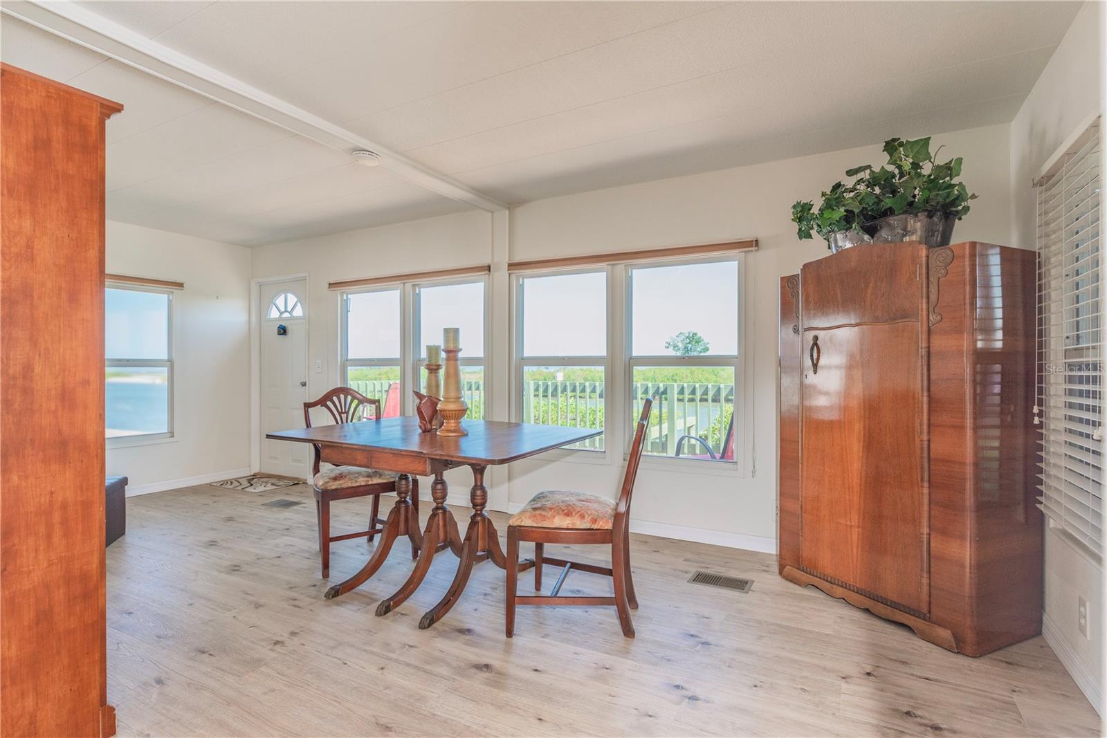 Image 13 of 58 For 4851 Gandy Boulevard 23c