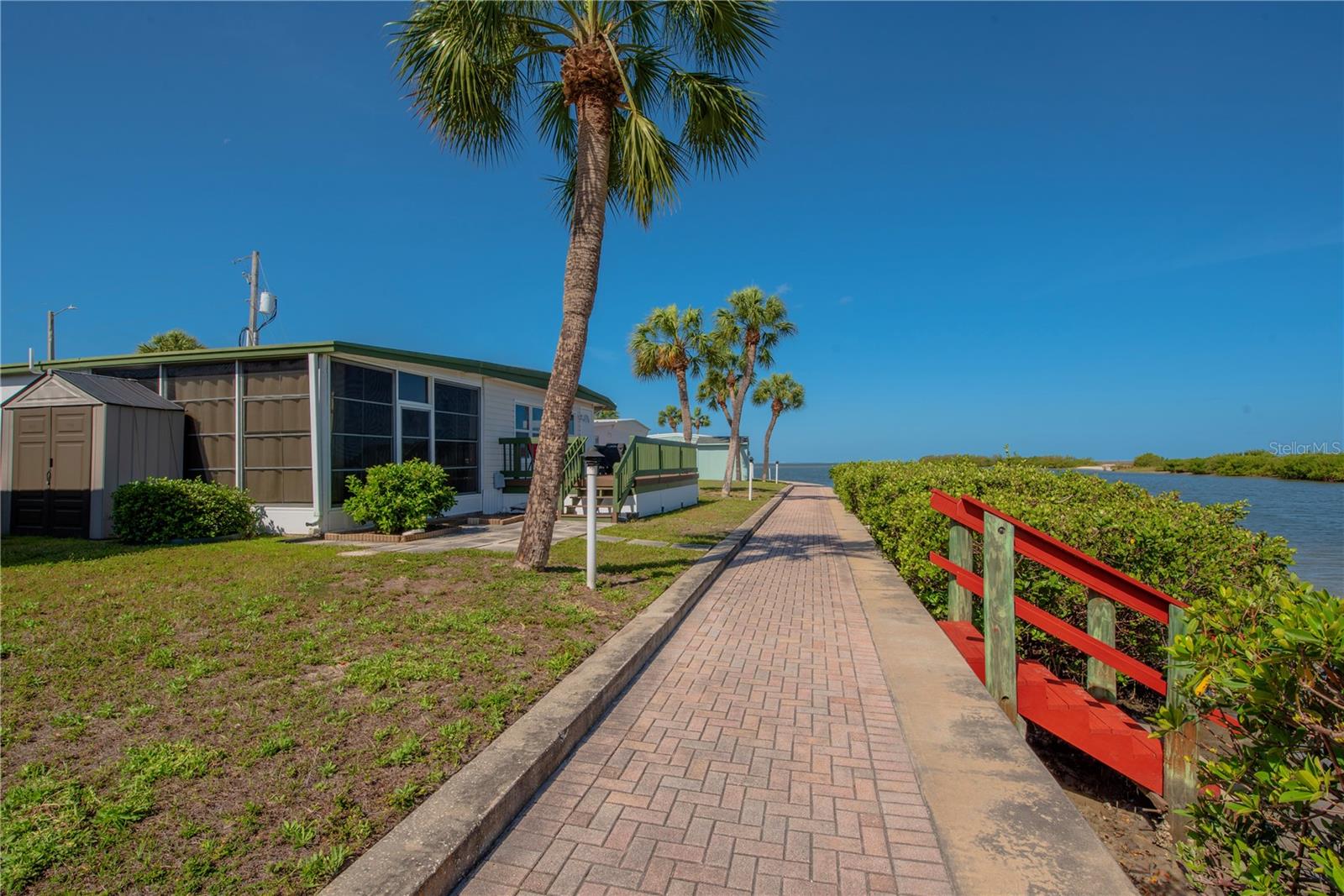 Image 33 of 58 For 4851 Gandy Boulevard 23c