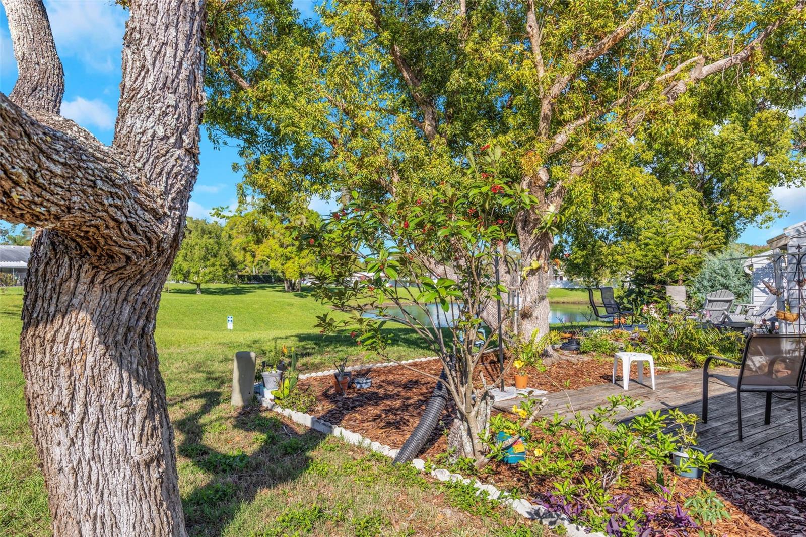 Listing photo id 46 for 3121 Beecher Drive E A