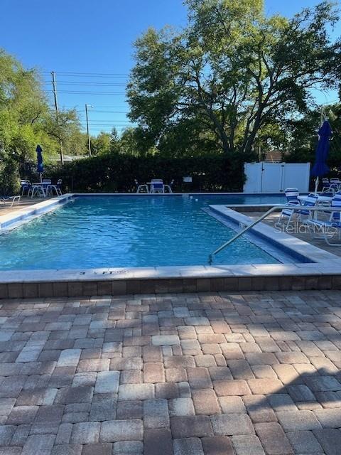 Listing photo id 59 for 3121 Beecher Drive E A