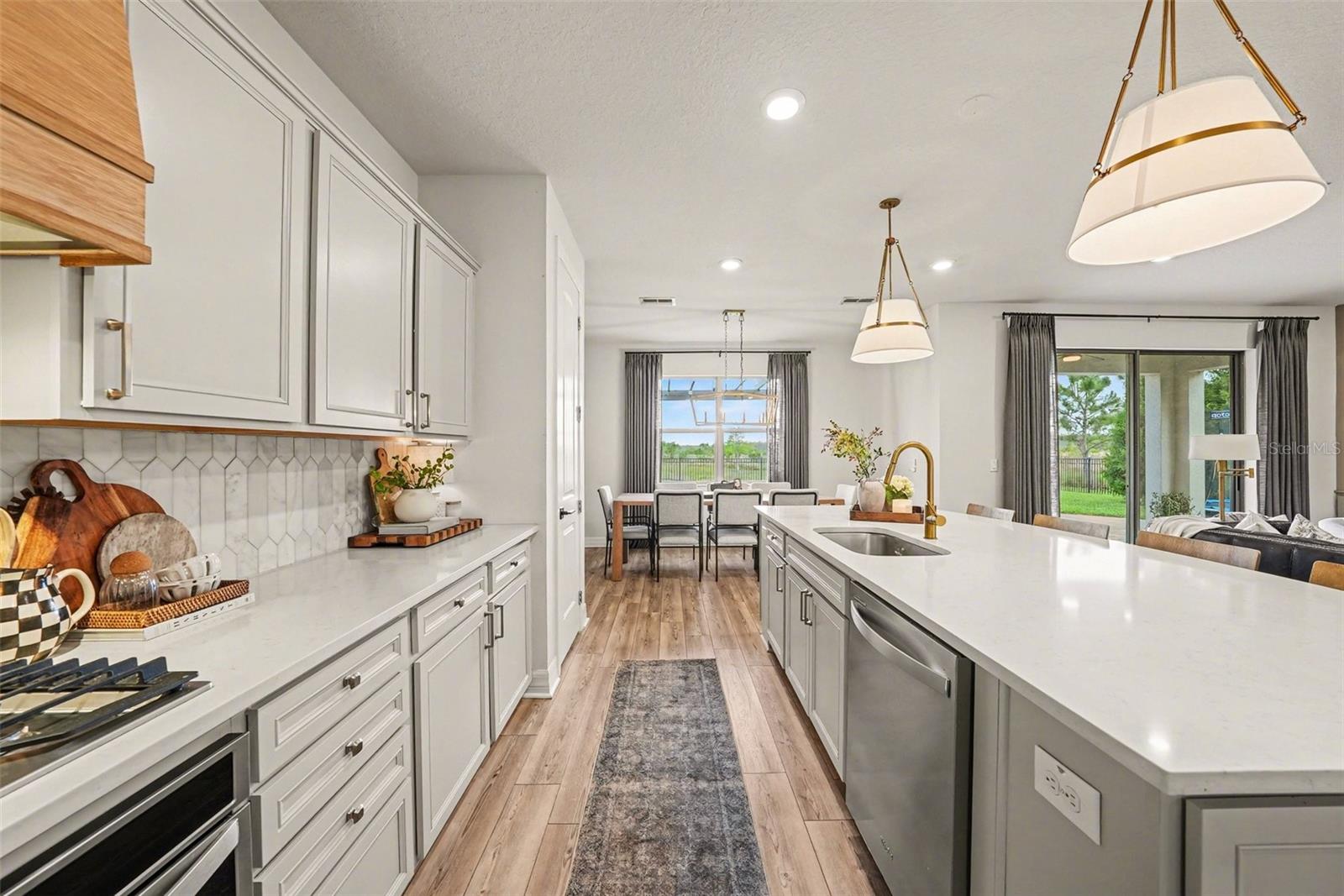 Image 11 of 32 For 18090 Frame Bend