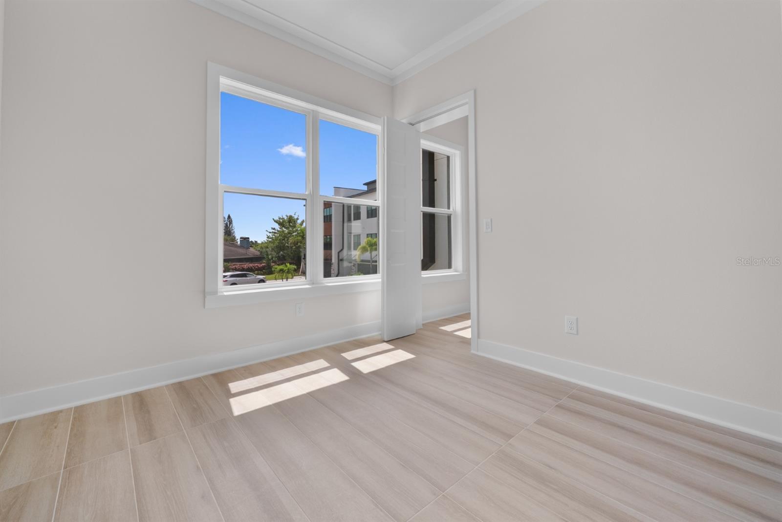 Image 31 of 35 For 772 Gran Kaymen Way