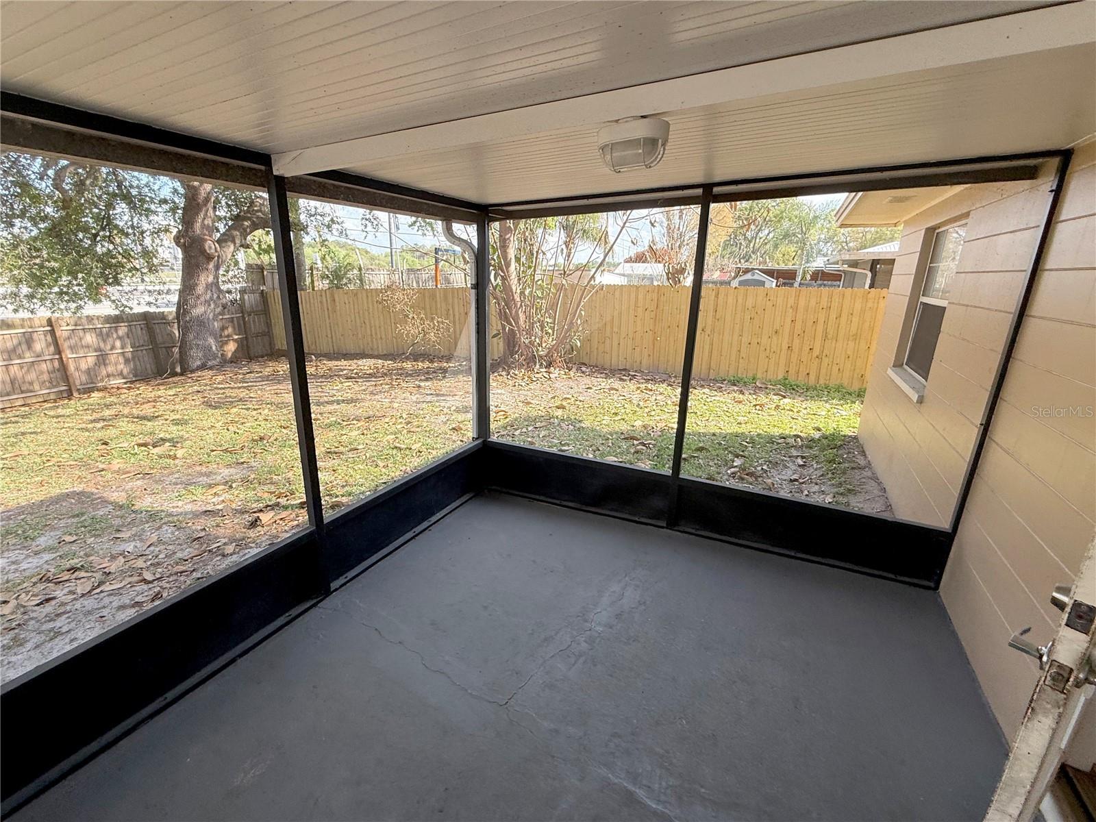 Image 17 of 20 For 3844 Woodburn Loop E