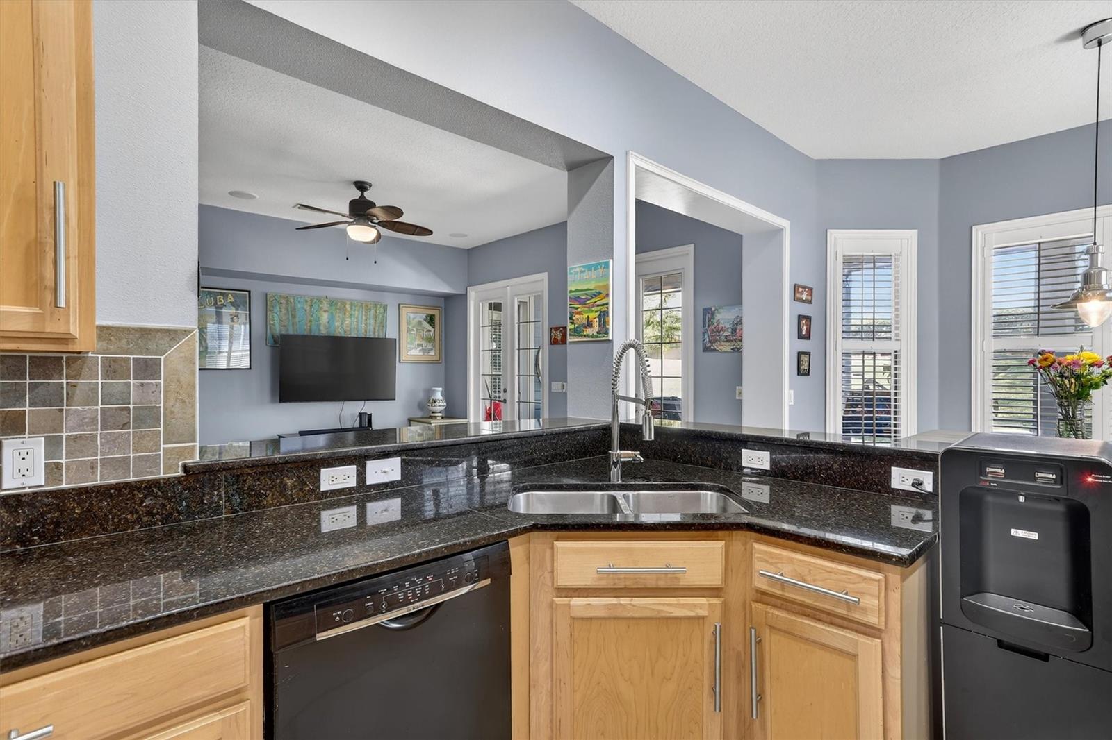 Image 14 of 54 For 416 Manns Harbor Drive