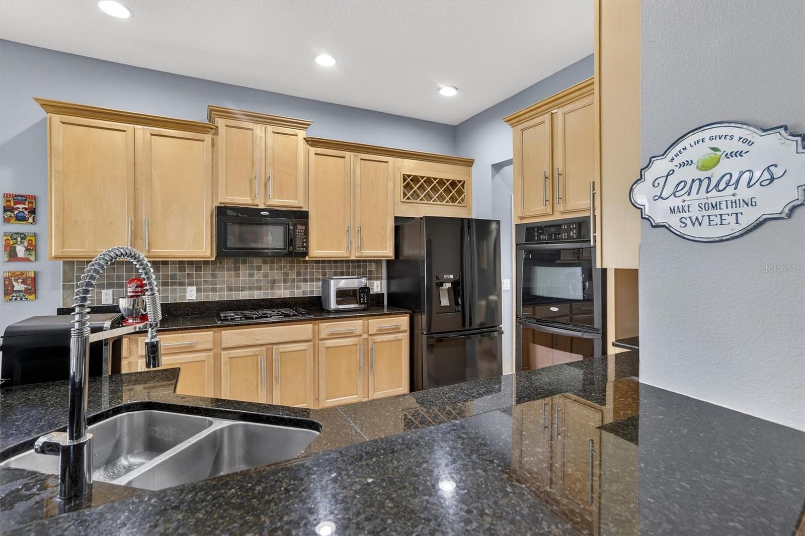 Image 18 of 54 For 416 Manns Harbor Drive