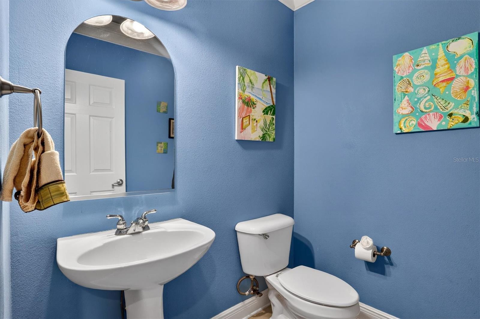 Image 19 of 54 For 416 Manns Harbor Drive