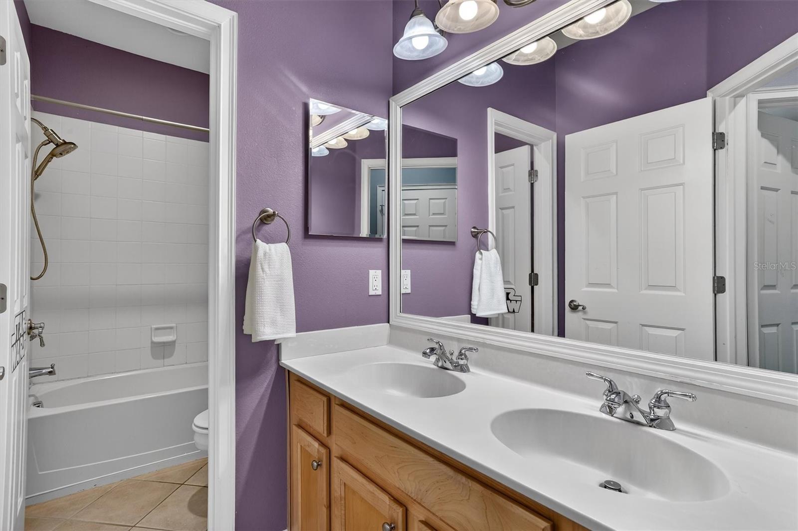 Image 25 of 54 For 416 Manns Harbor Drive