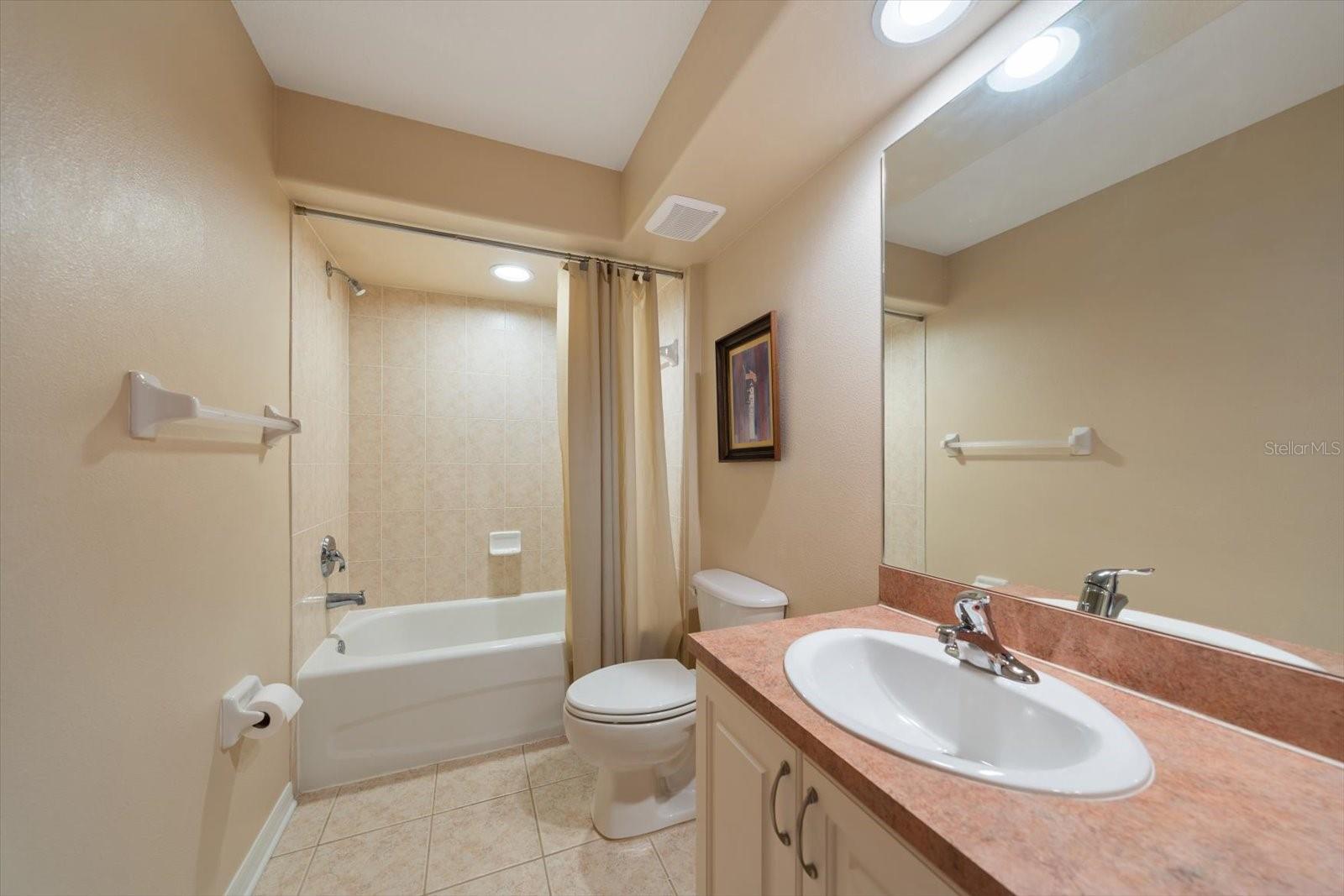 Image 25 of 35 For 1620 Rachel Court