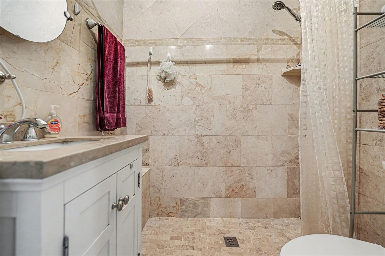 Image 4 of 23 For 1431 Hester Drive