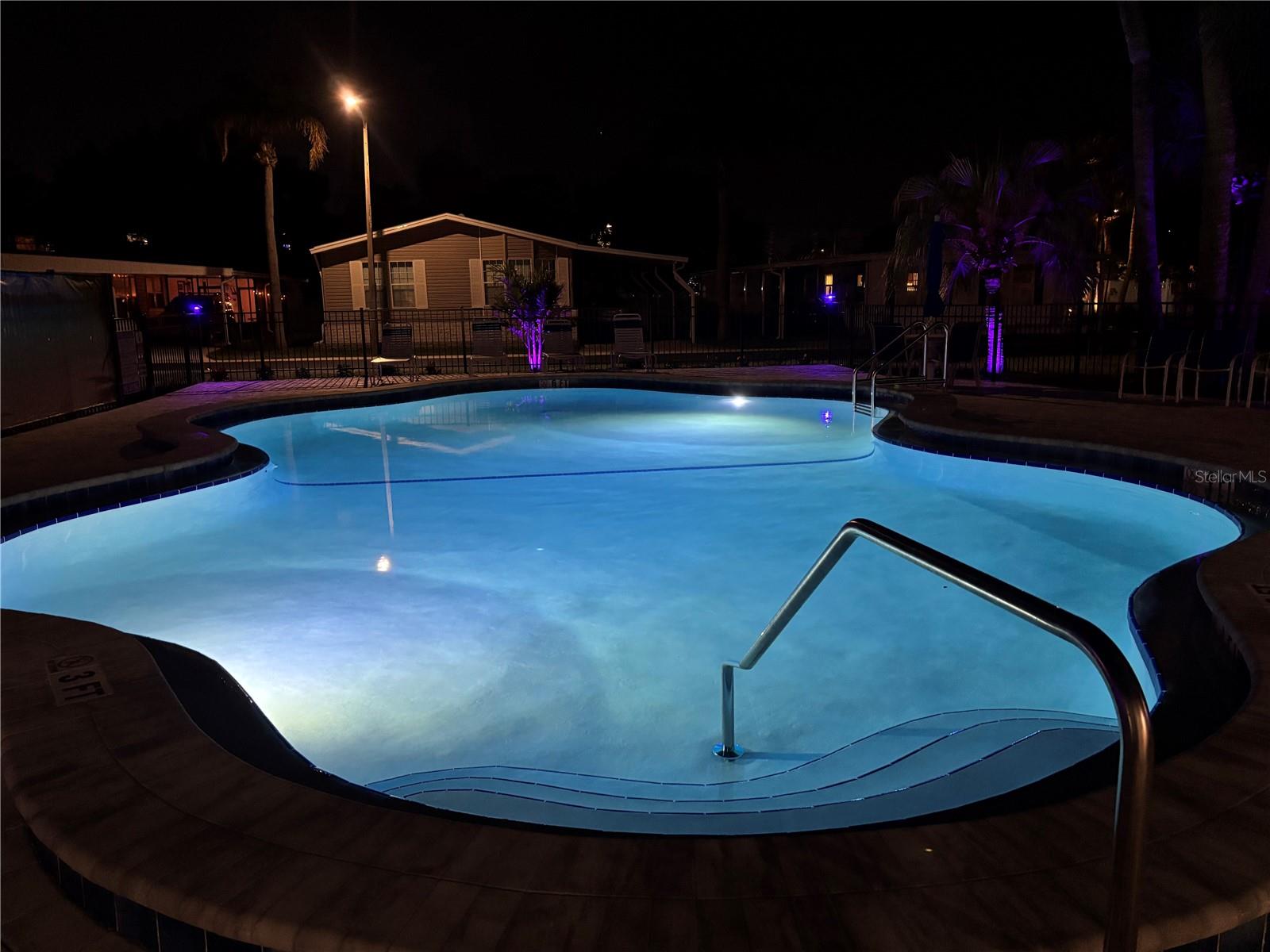 Image 4 of 30 For 2000 Bay Drive 132