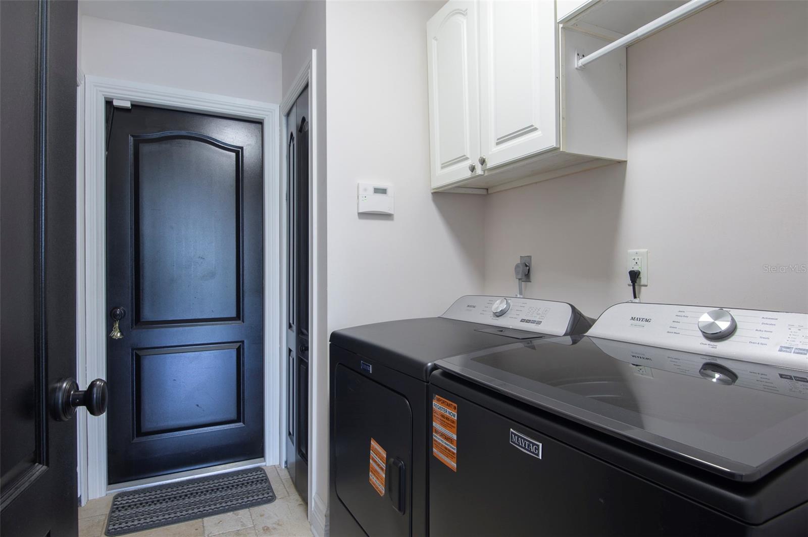 Image 16 of 36 For 750 White Sand Drive Ne