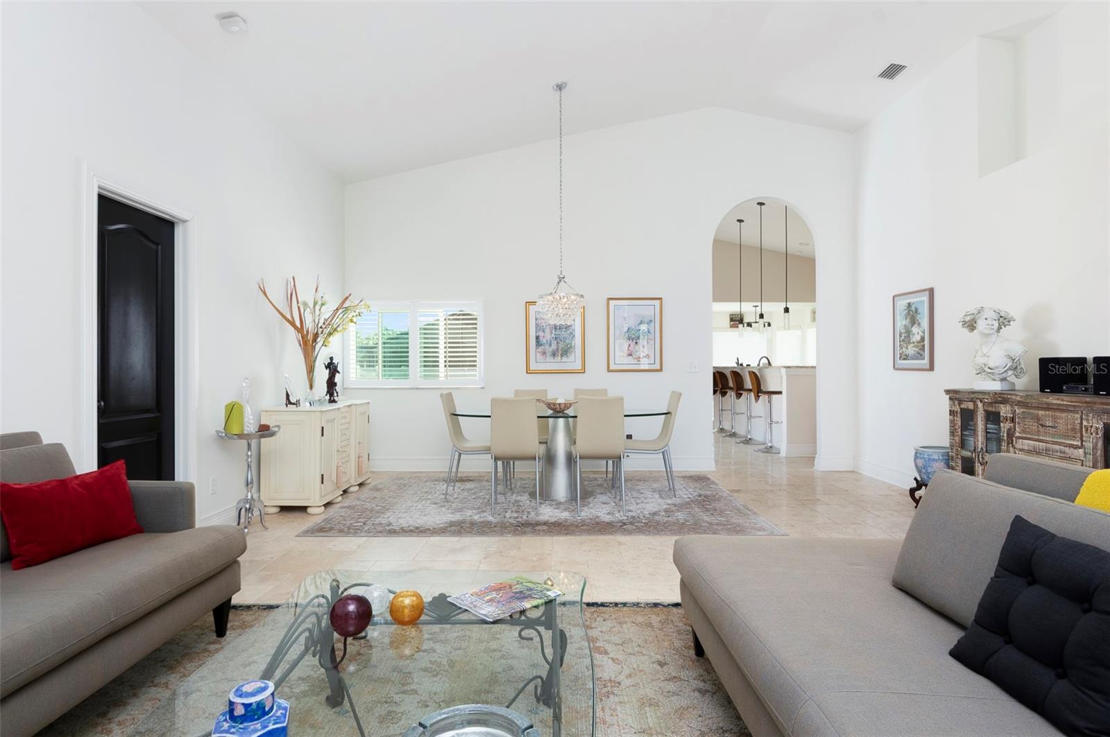 Image 6 of 36 For 750 White Sand Drive Ne