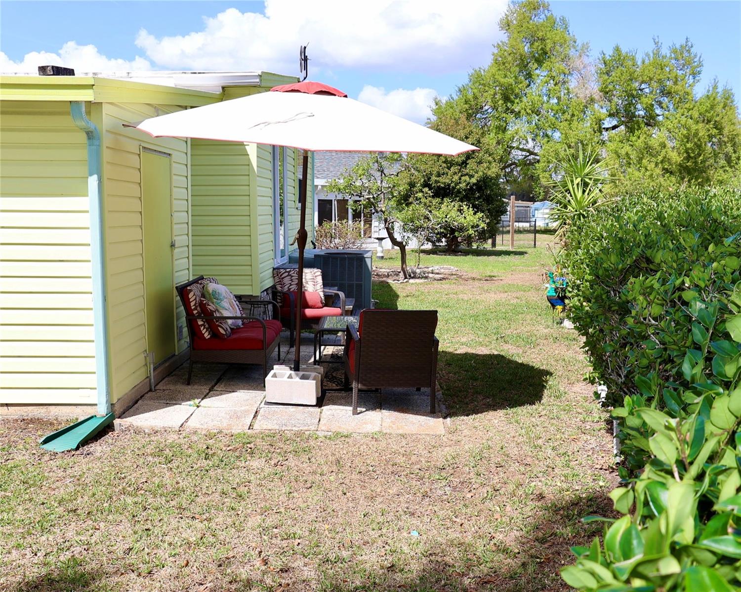 Image 10 of 25 For 1610 Reynolds Road 73