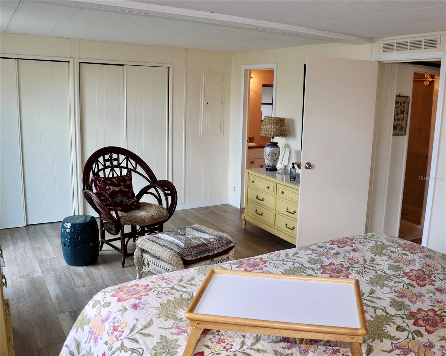 Image 23 of 25 For 1610 Reynolds Road 73