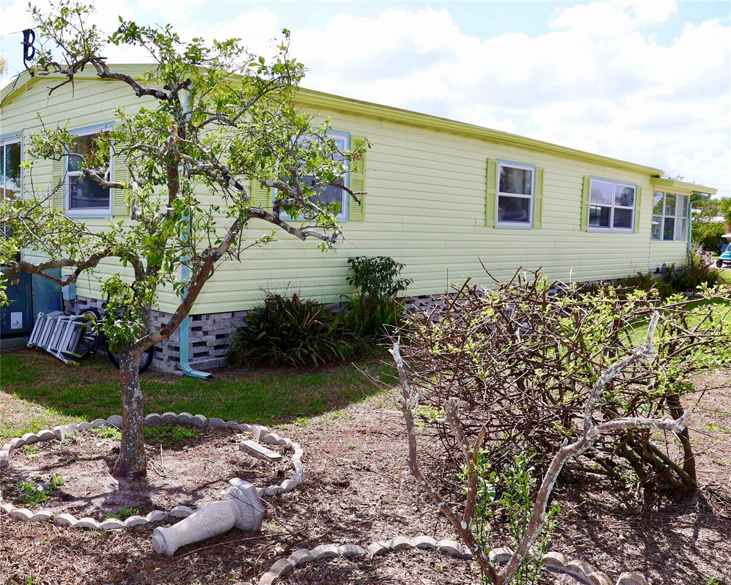 Image 5 of 25 For 1610 Reynolds Road 73