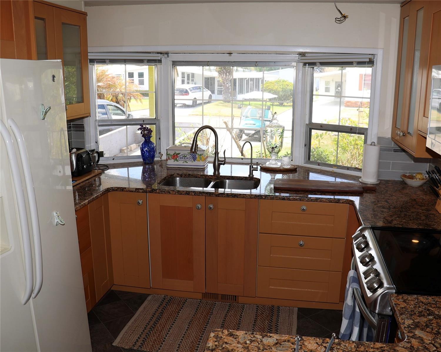 Image 7 of 25 For 1610 Reynolds Road 73