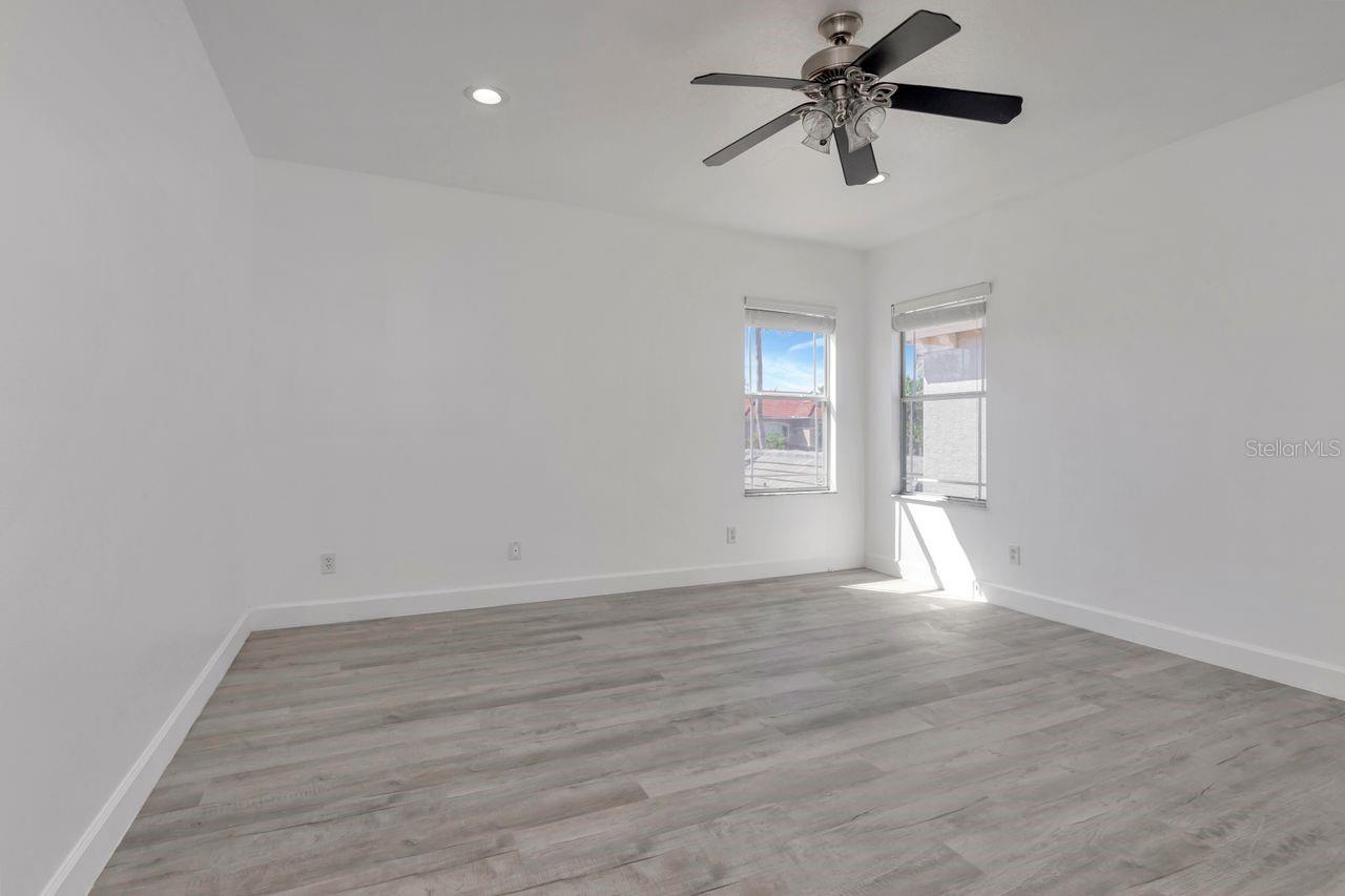 Image 40 of 64 For 11637 Bristol Chase Drive