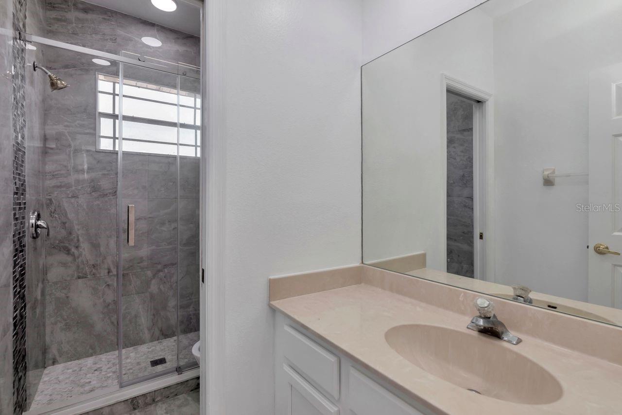 Image 42 of 64 For 11637 Bristol Chase Drive