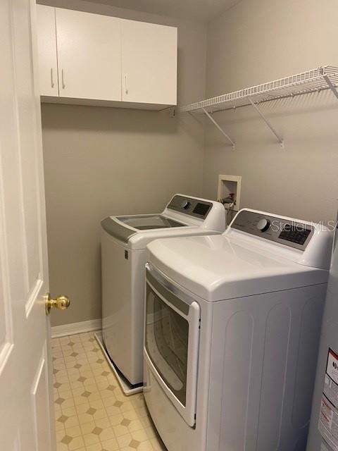 Image 2 of 18 For 2525 Harn Boulevard 3