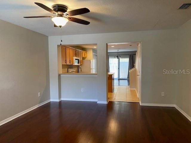 Image 4 of 18 For 2525 Harn Boulevard 3