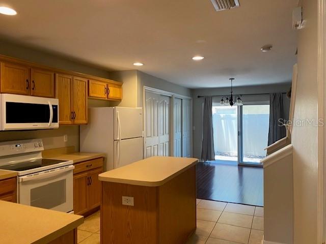 Image 8 of 18 For 2525 Harn Boulevard 3