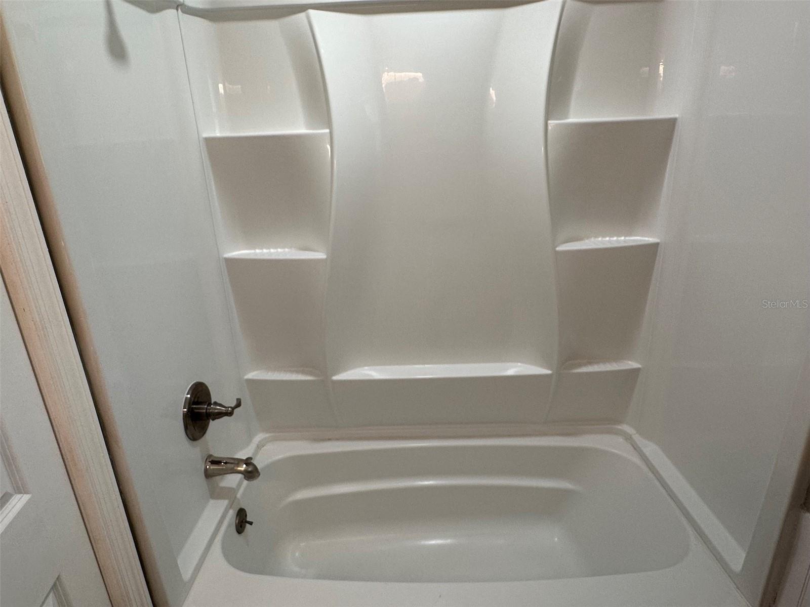 Image 20 of 23 For 1320 Mary L Road