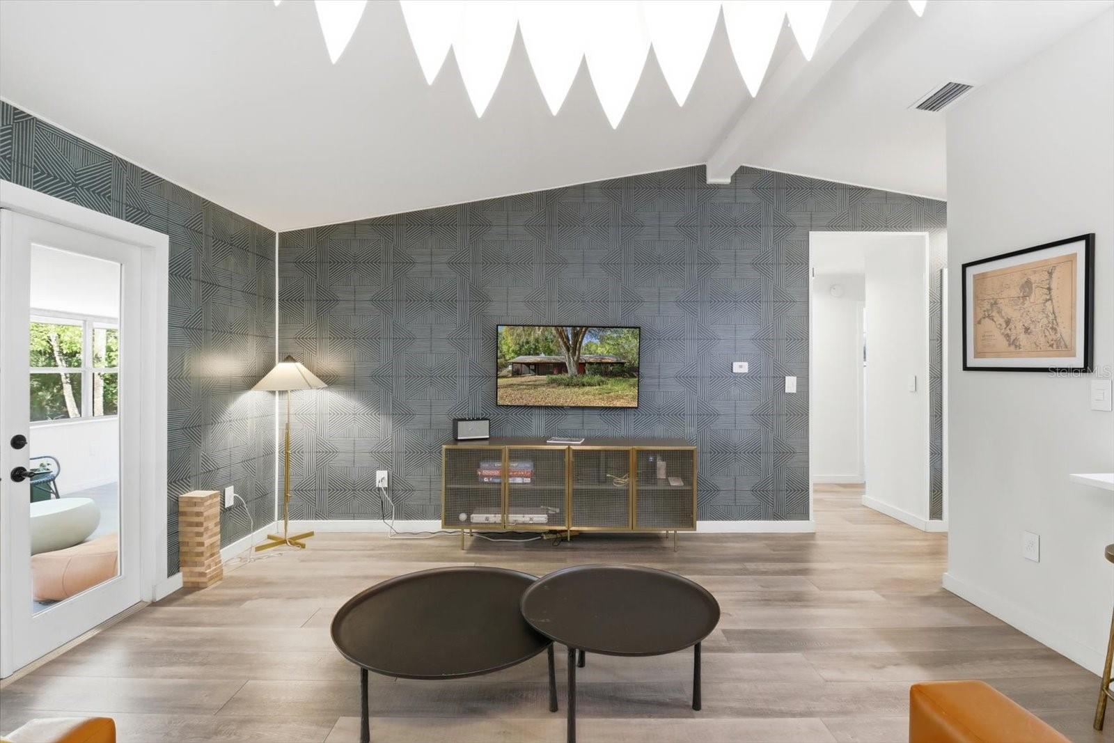 Image 14 of 67 For 8952 White Dogwood Drive