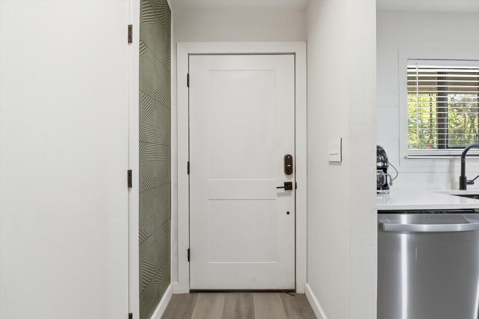 Image 4 of 67 For 8952 White Dogwood Drive