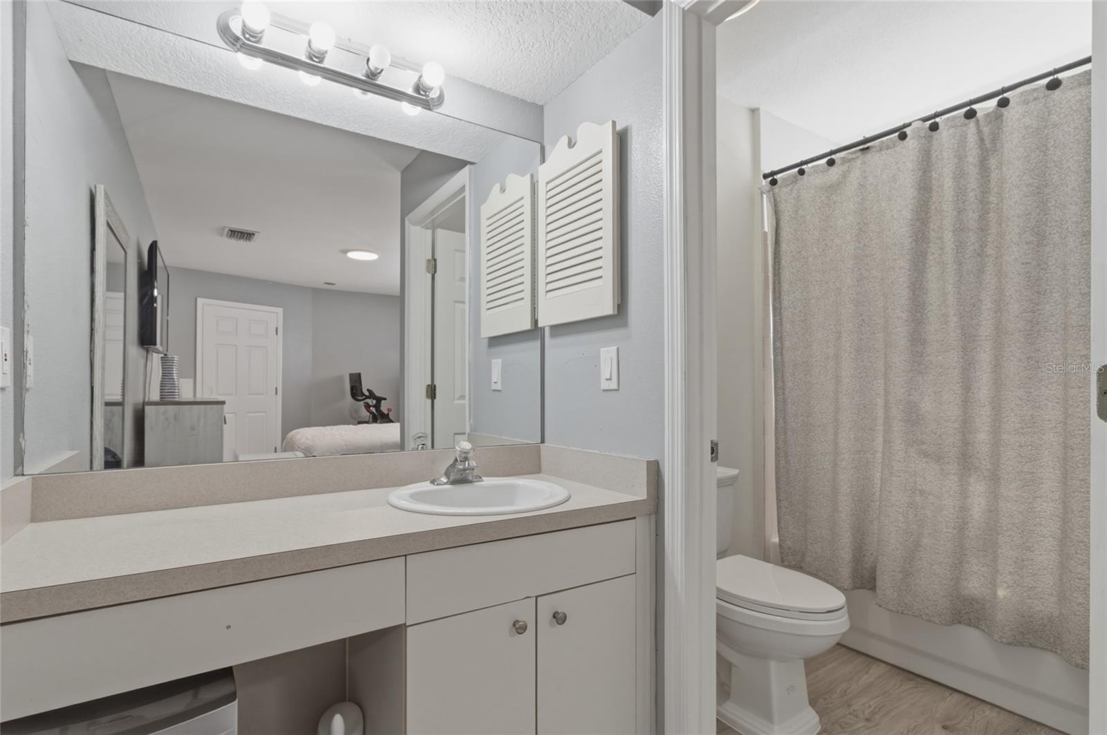 Image 21 of 23 For 3734 Abington Avenue S