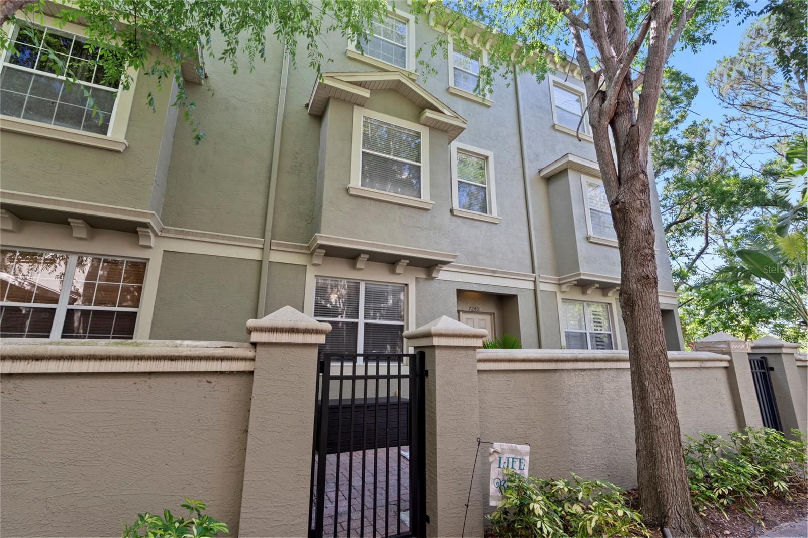 Details for 7240 102nd Lane, SEMINOLE, FL 33772