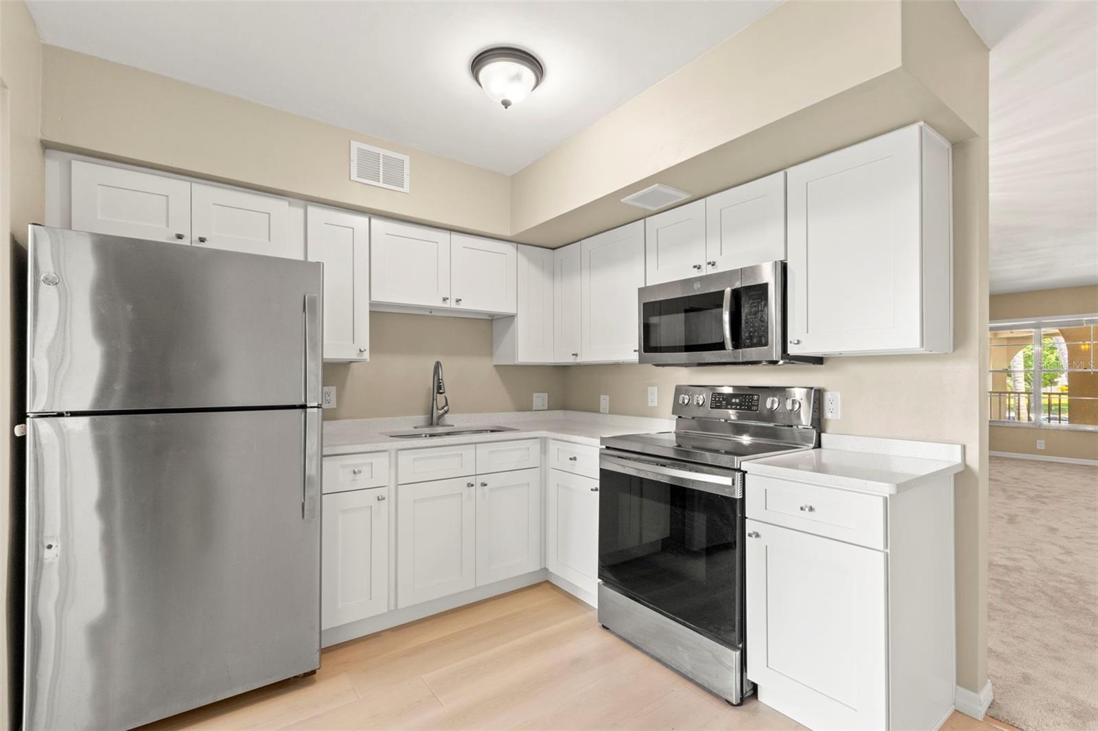 Image 2 of 39 For 2433 Brazilia Drive 41