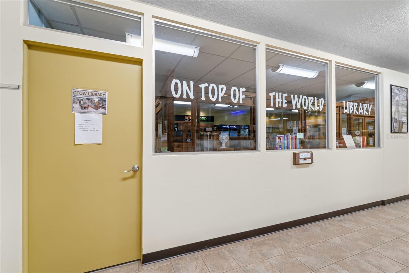 Image 27 of 39 For 2433 Brazilia Drive 41