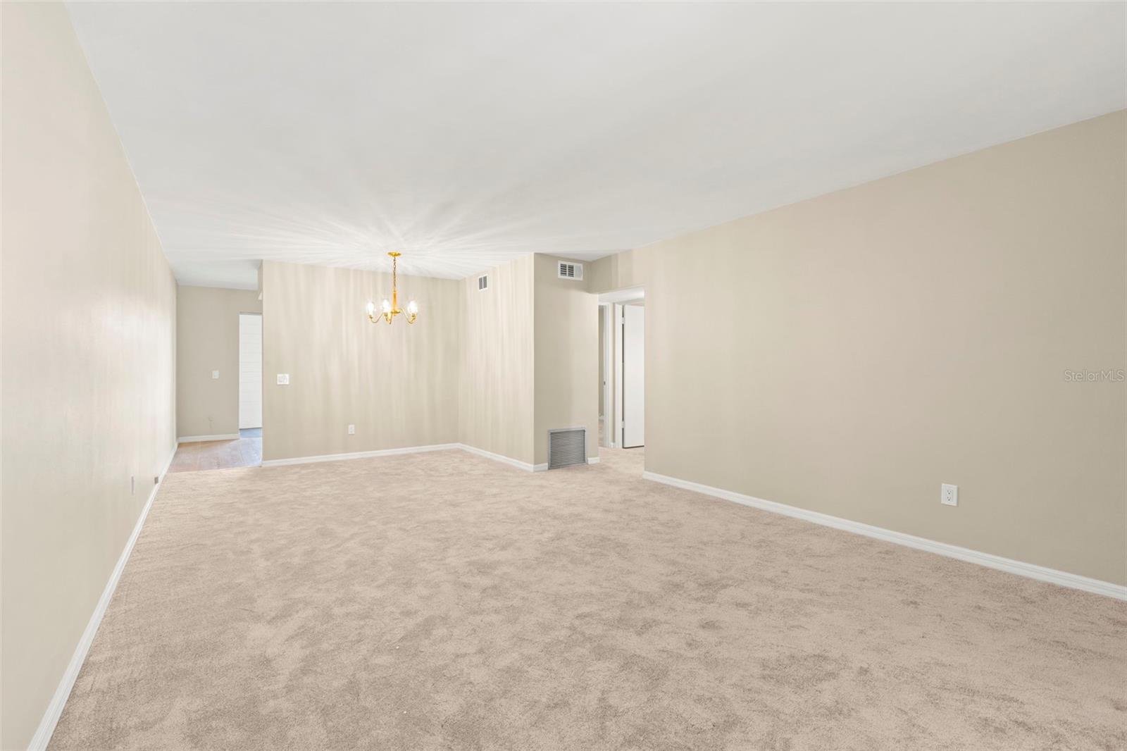 Image 7 of 39 For 2433 Brazilia Drive 41