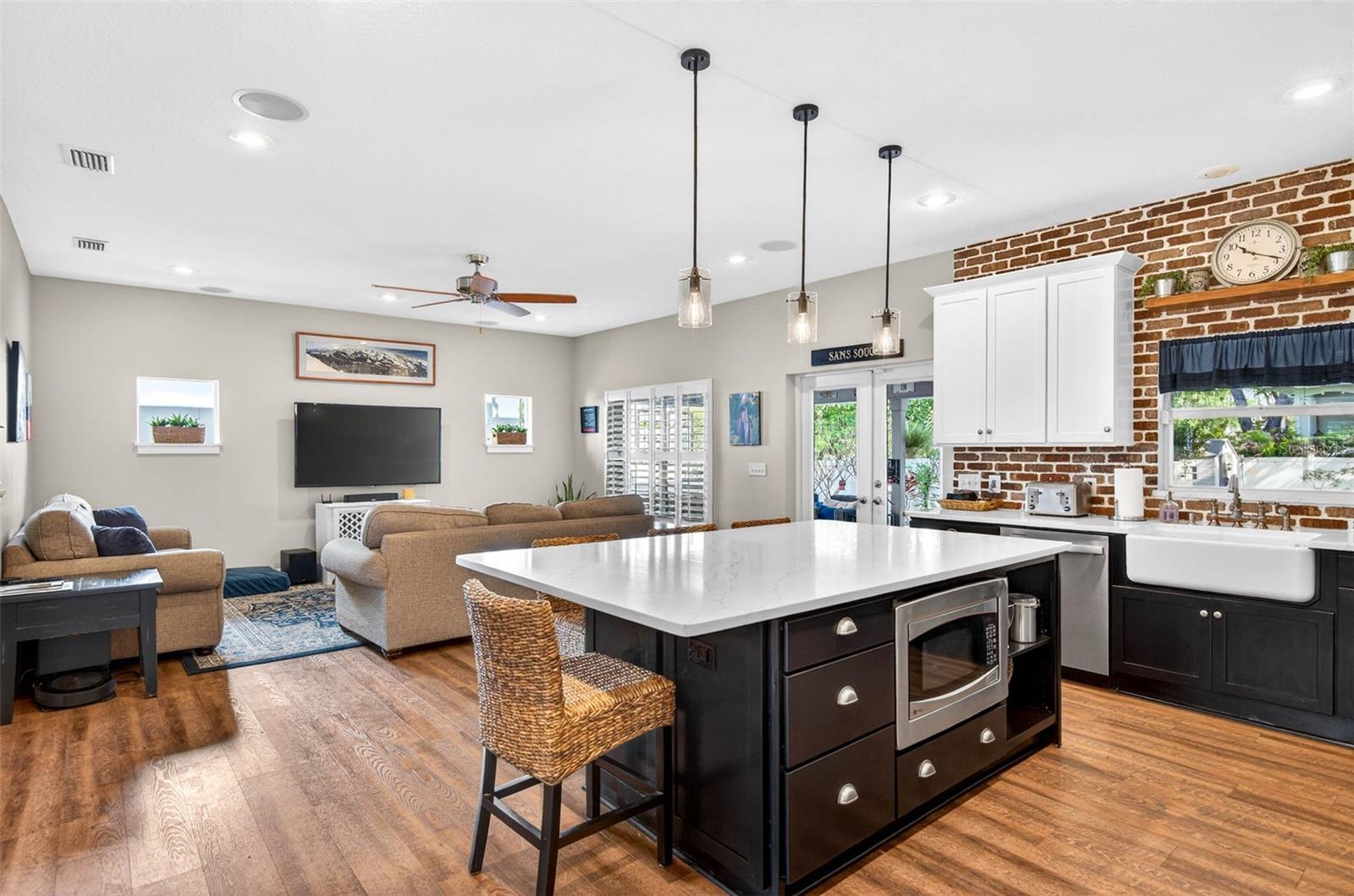 Image 12 of 62 For 4505 Melrose Avenue