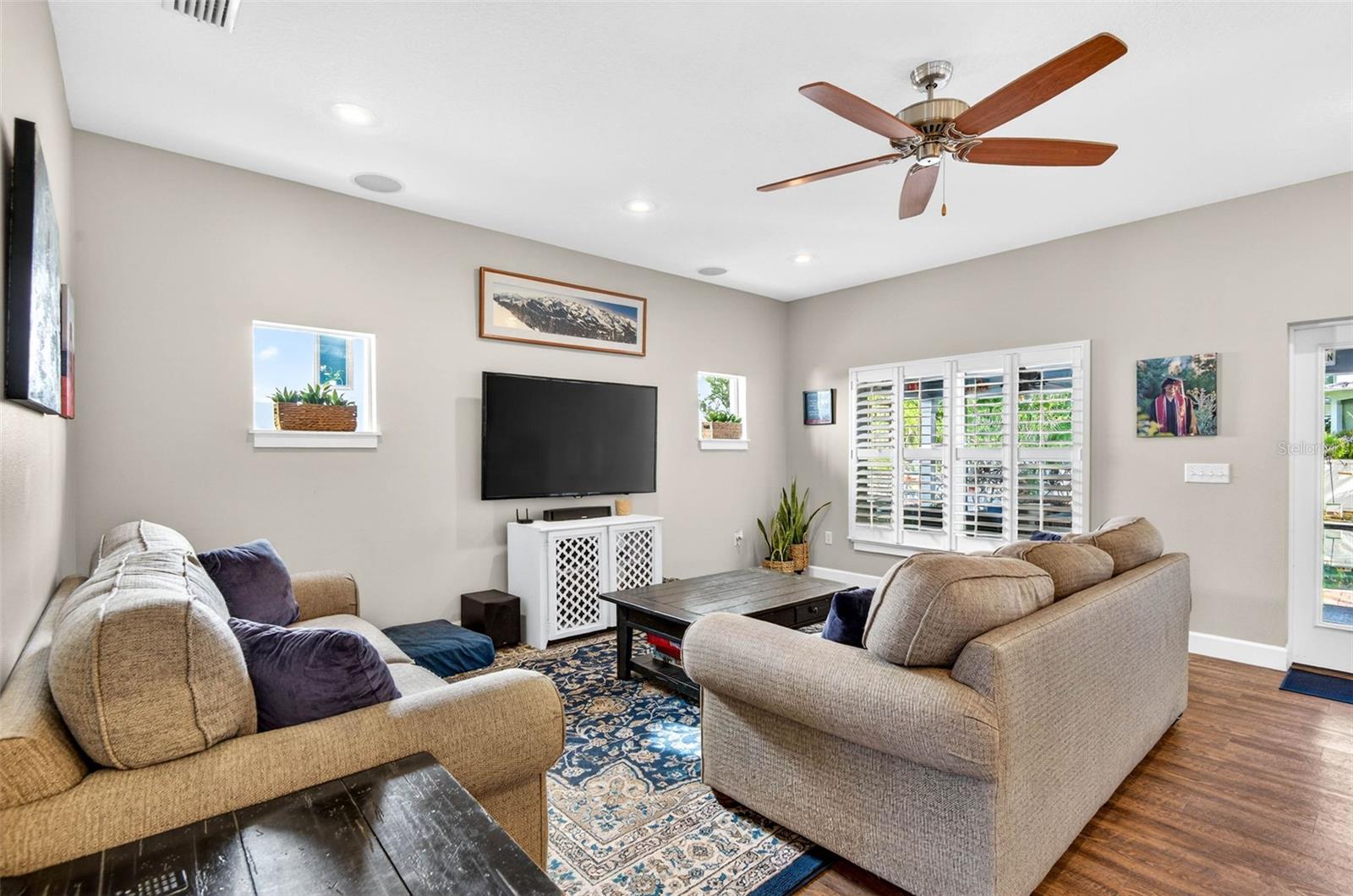 Image 17 of 62 For 4505 Melrose Avenue