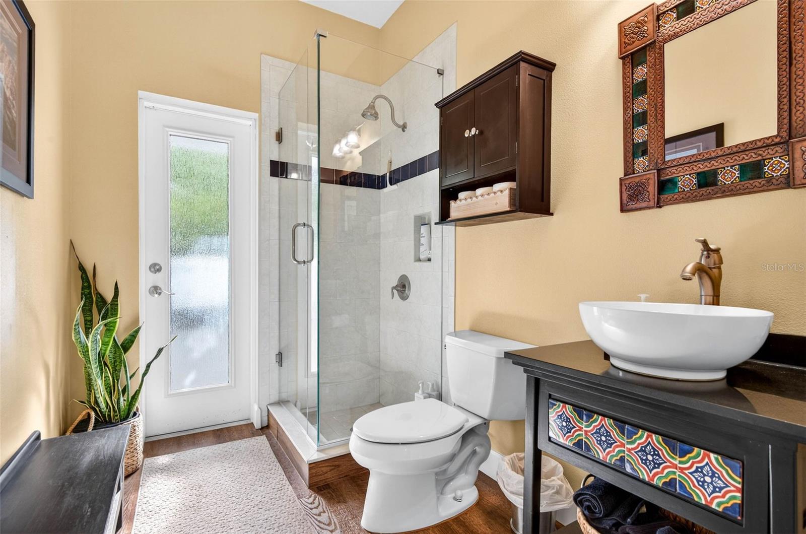 Image 21 of 62 For 4505 Melrose Avenue