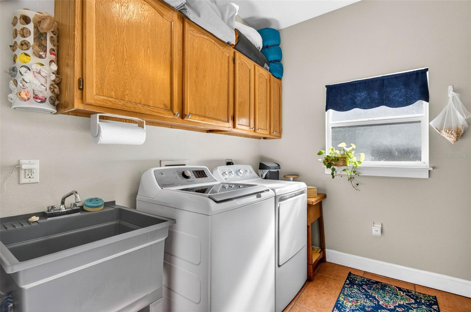 Image 22 of 62 For 4505 Melrose Avenue