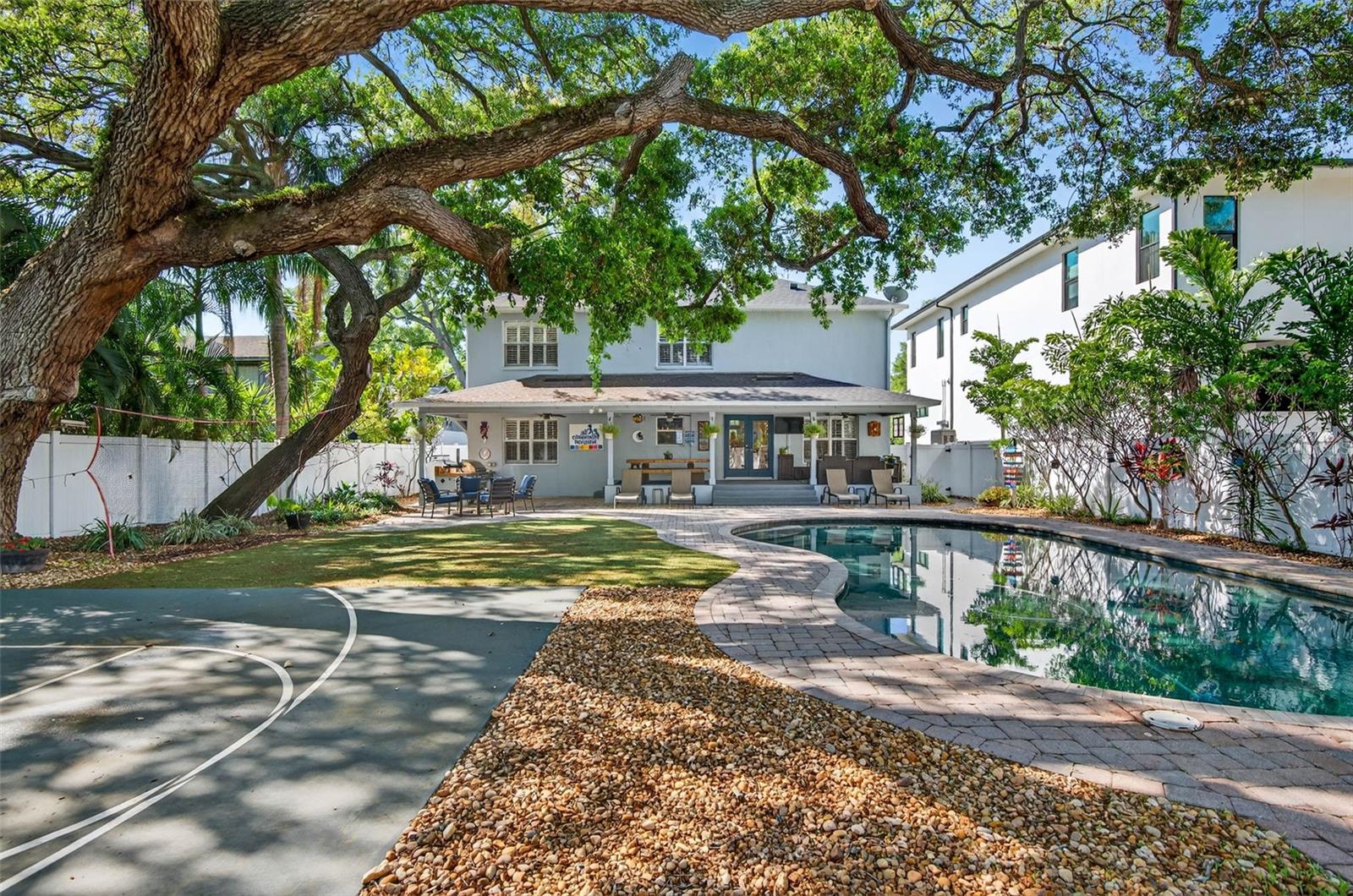 Image 52 of 62 For 4505 Melrose Avenue