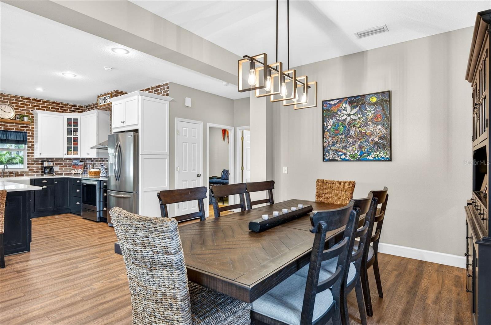 Image 7 of 62 For 4505 Melrose Avenue