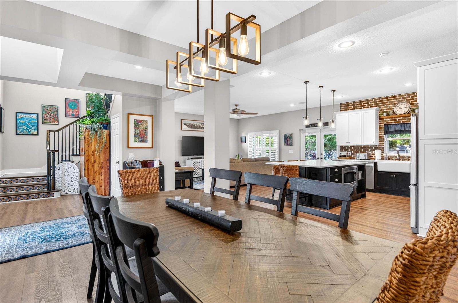 Image 8 of 62 For 4505 Melrose Avenue